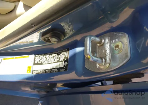 2007 Toyota Prius from USA, damaged, VIN JTDKB20U077599601